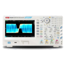 Osciloscop: digital; Ch: 4; 350MHz; 2,5Gsps; 250Mpts; LCD TFT 8"