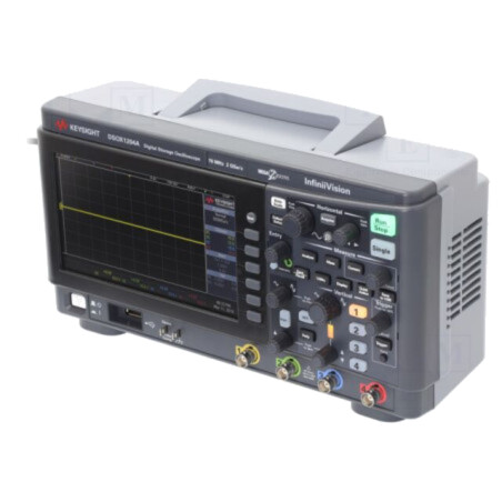 Osciloscop: digital; DSO; Ch: 4; 70MHz; 2Gsps; 1Mpts; LCD 7"; ≤5ns
