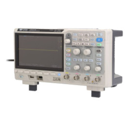 Osciloscop: digital; Ch: 4; 100MHz; 1Gsps; 14Mpts/ch; 1n÷100s/div