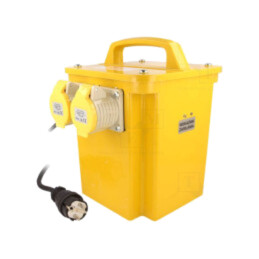 Transformator: siguranţă; 2,2/3,3kVA; 230VAC; 110V; IP44; STO