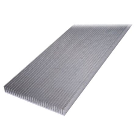 Radiator: extrudat; cu aripioare; neagră; L: 1000mm; W: 200mm