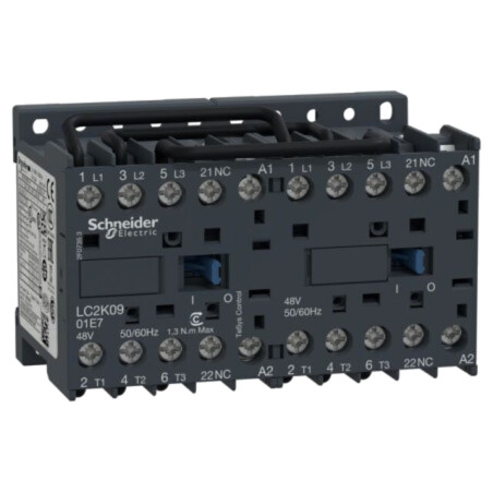 Contactor: reversibil cu 3 poli; NO x3; Contacte auxiliare: NC
