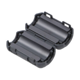 Ferită: două piese; pe cablu rotund; A: 35mm; B: 28mm; C: 10mm