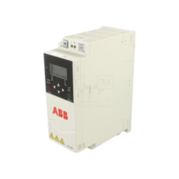 Invertor vectorial; Putere max.motor: 1,5kW; Ualim: 200÷240VAC