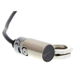 Senzor: fotoelectric