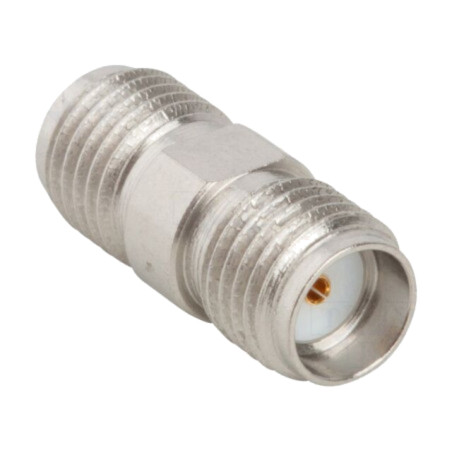 Adaptor; SMA mamă,din ambele părţi; Izolaţie: PTFE; 50Ω; 18GHz