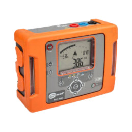 Aparat de măsură: rezistenţa de izolaţie; LCD; Interfaţă: USB