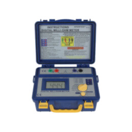 Miliohmetru; LCD; 3,5 cifre; ±(0,5%+2digit)