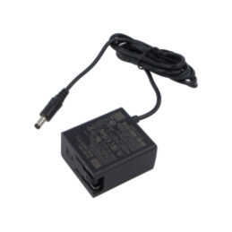 Alimentator: pulsatoriu; alimentare,plug-in; 5VDC; 3A; 15W; 82%