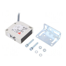 Senzor Fotoelectric Reflexiv 0-2m SPDT DARK/LIGHT-ON PC50CND20RP | Electronic-mag.ro | Componente Electronice
