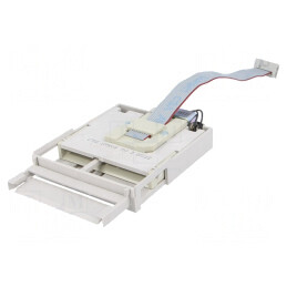 Conector pentru carduri Smart Card semi-automat de înșurubare | Electronic-mag.ro | Componente Electronice